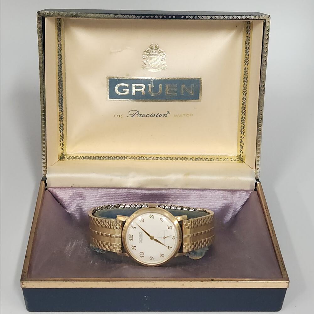 Vintage Gruen Precision Manual Wind Watch with small Seconds and Original box - Picture 9 of 9
